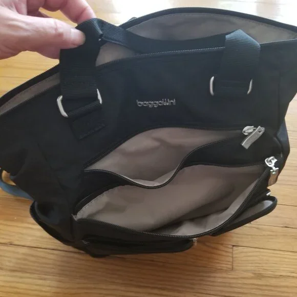 Baggalini Convertible Backpack Shoulder Bag Tote - Picture 8 of 14